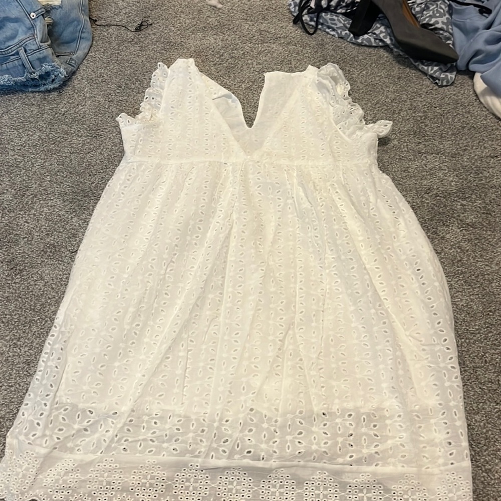 White instagram dress with pockets